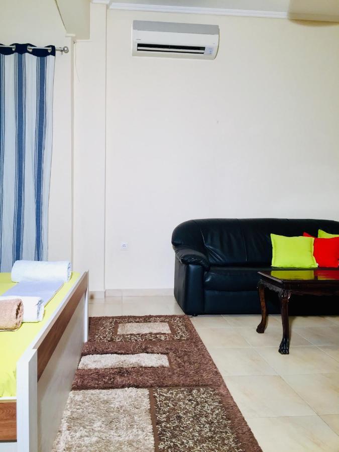 Ferienwohnung LuckyGeorge Thessaloniki Exterior foto